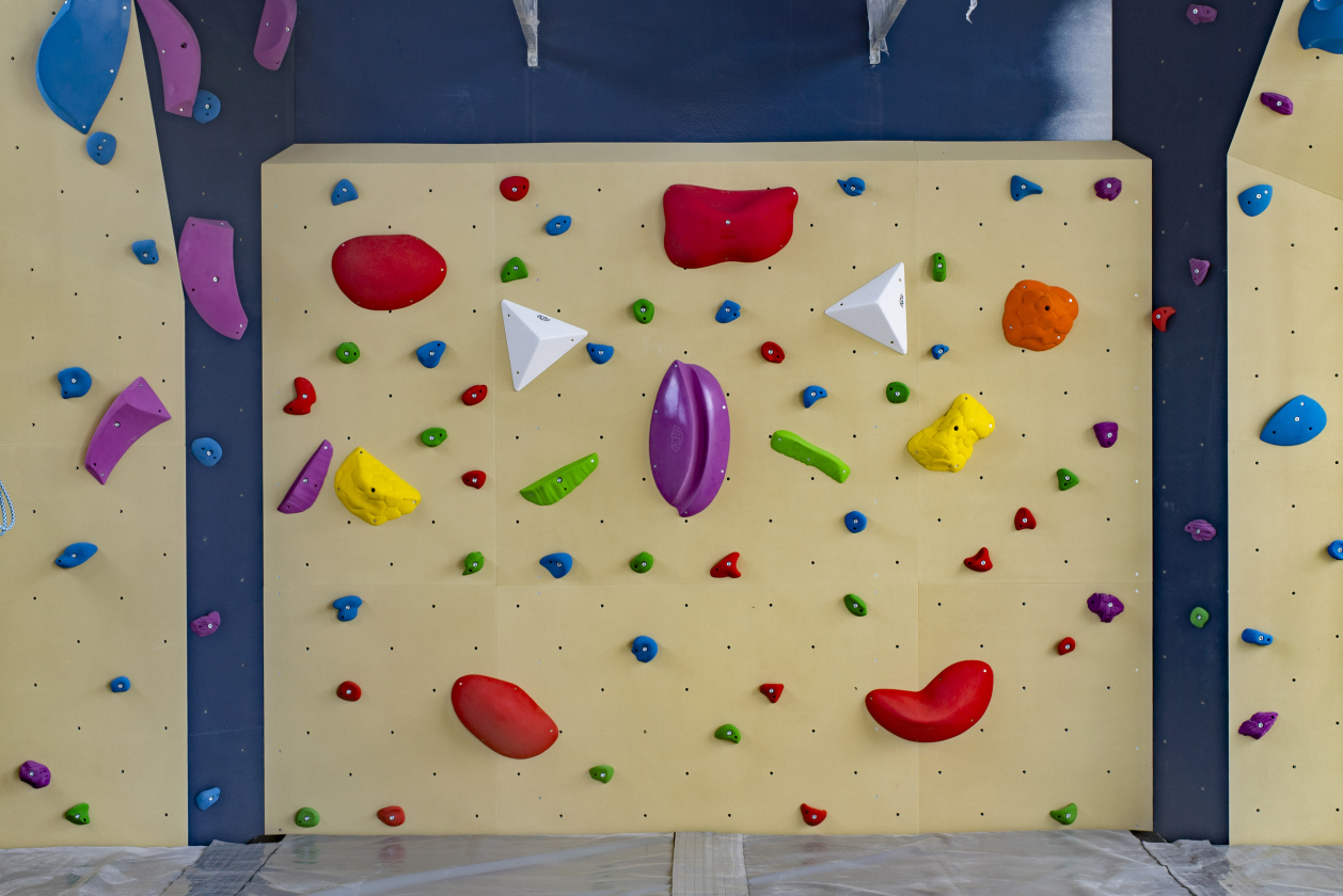 Скалодром Aztec для МБОУ «СОШ №29» 