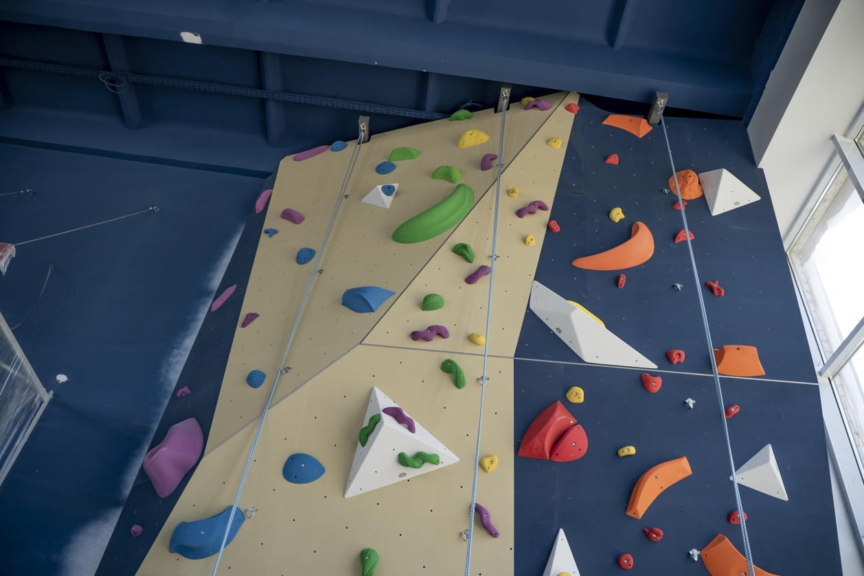 Скалодром Aztec для МБОУ «СОШ №29» 